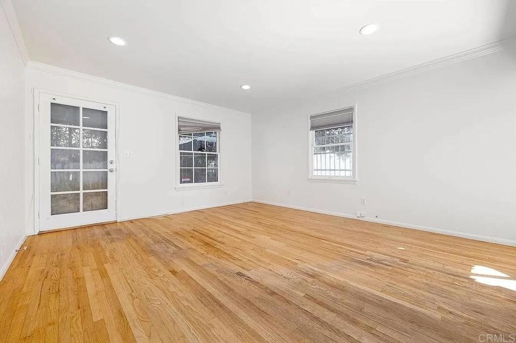 6985 Wisconsin Avenue - Photo 8