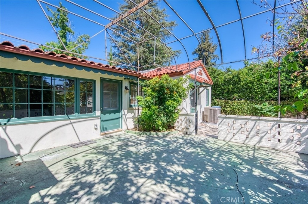1096 Armada Drive - Photo 16
