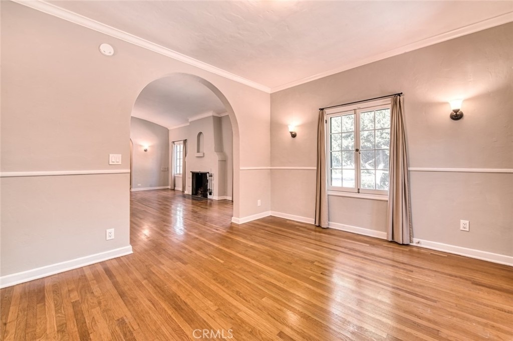 1096 Armada Drive - Photo 5