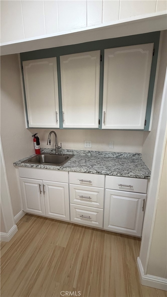 5304 Dillard Court - Photo 1