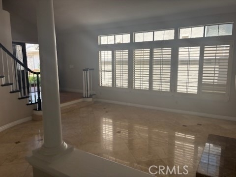16 Somerset - Photo 8