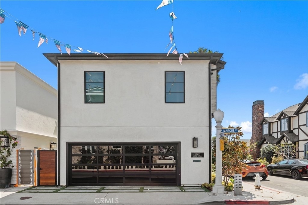 3915 Marcus Avenue - Photo 39