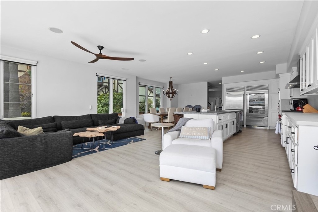 3915 Marcus Avenue - Photo 13