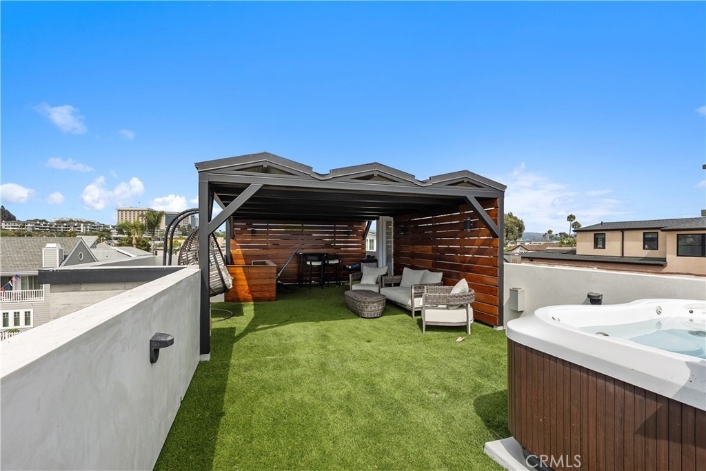 3915 Marcus Avenue - Photo 18