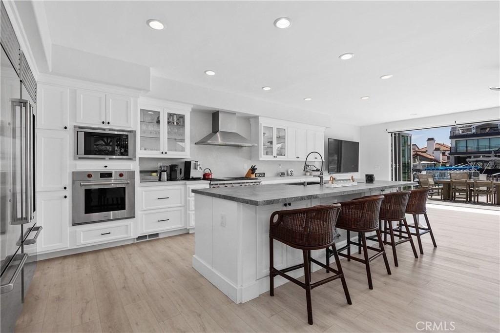 3915 Marcus Avenue - Photo 7