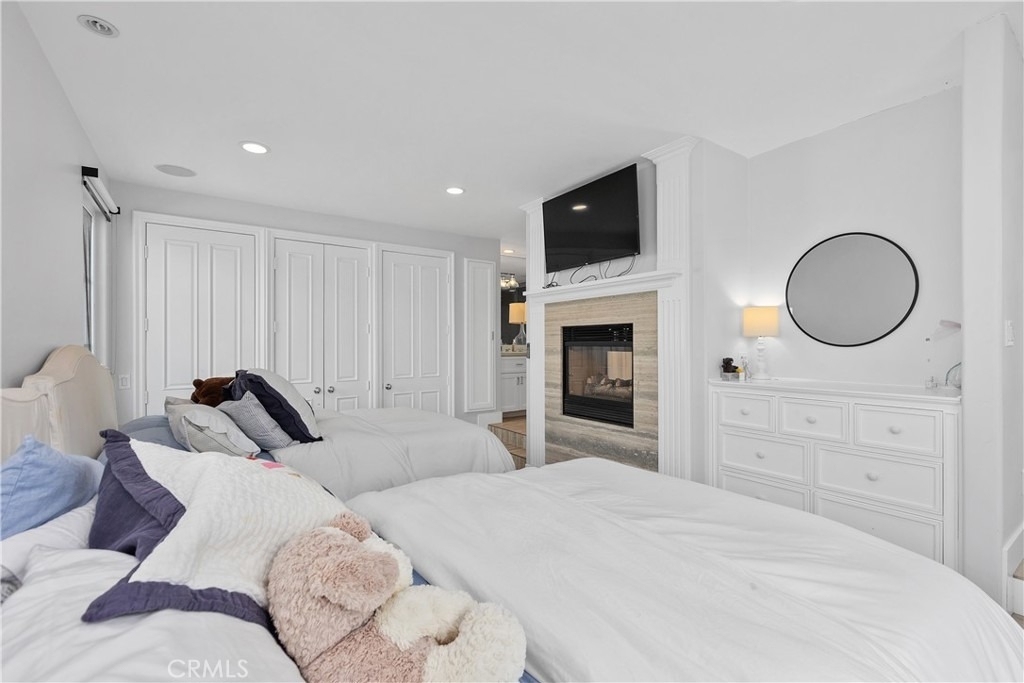 3915 Marcus Avenue - Photo 27