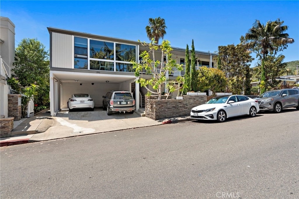 280 Aster Street - Photo 1