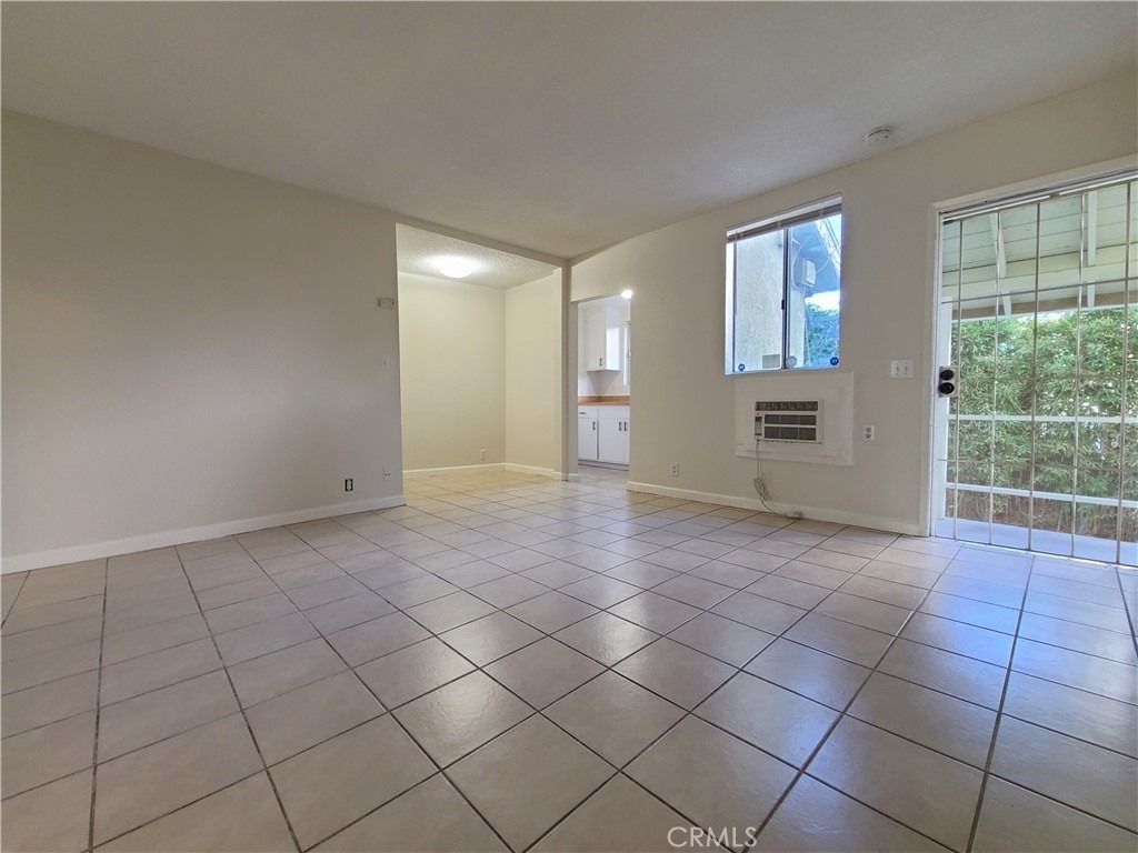 3891 Locust Street - Photo 4