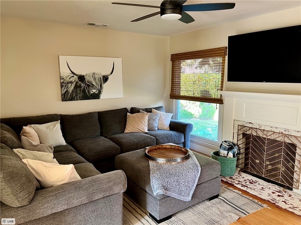 4319 Bel Aire - Photo 2