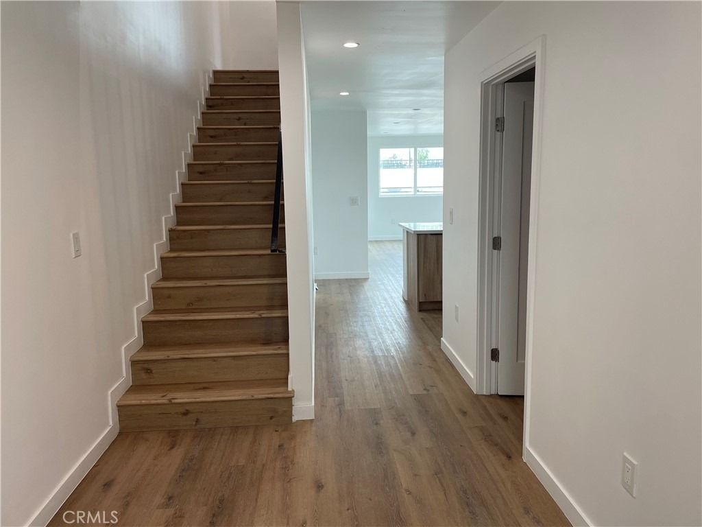 565 N Mariposa - Photo 7