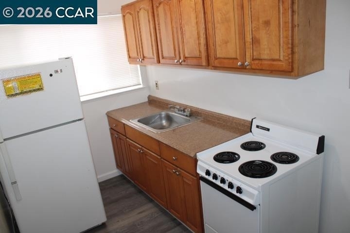2033 Nevin Ave. - Photo 4