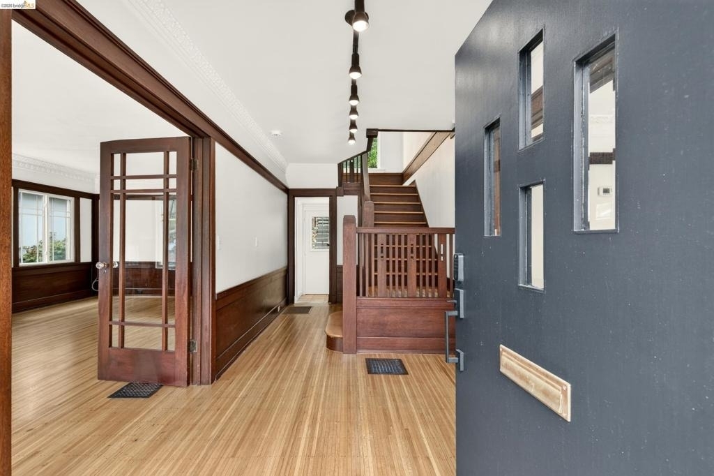 846 Mandana Blvd - Photo 5