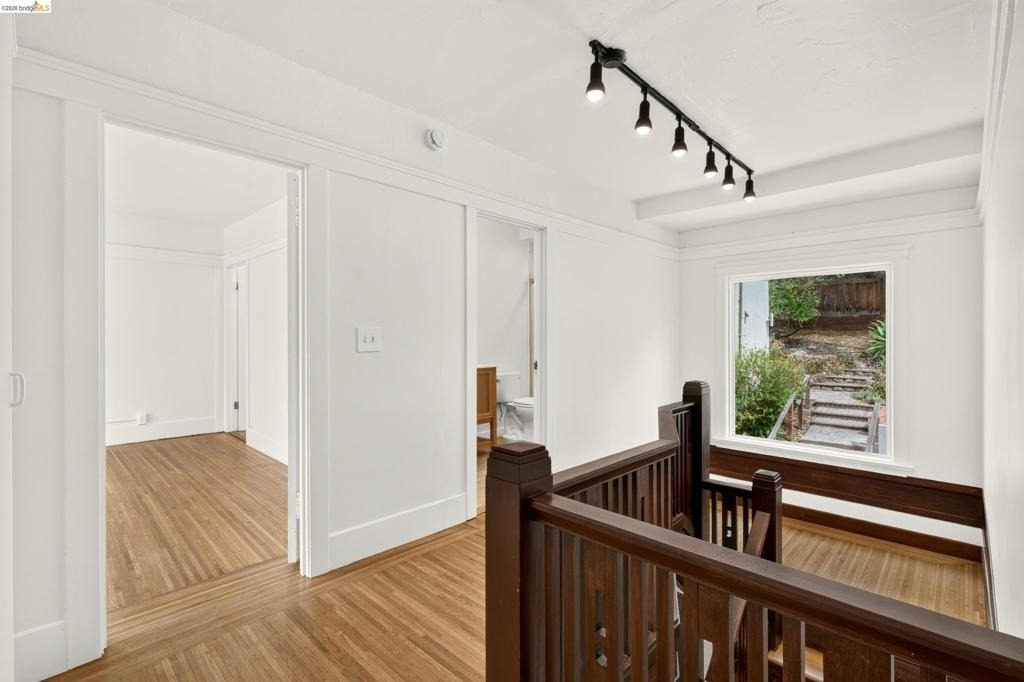 846 Mandana Blvd - Photo 31
