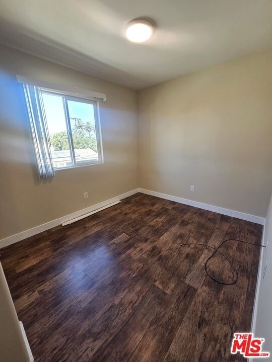 1721 W 39th Pl - Photo 6