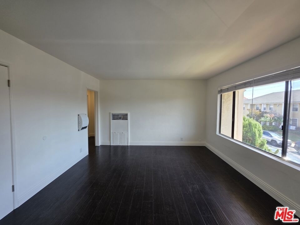 221 Argonne Avenue - Photo 53