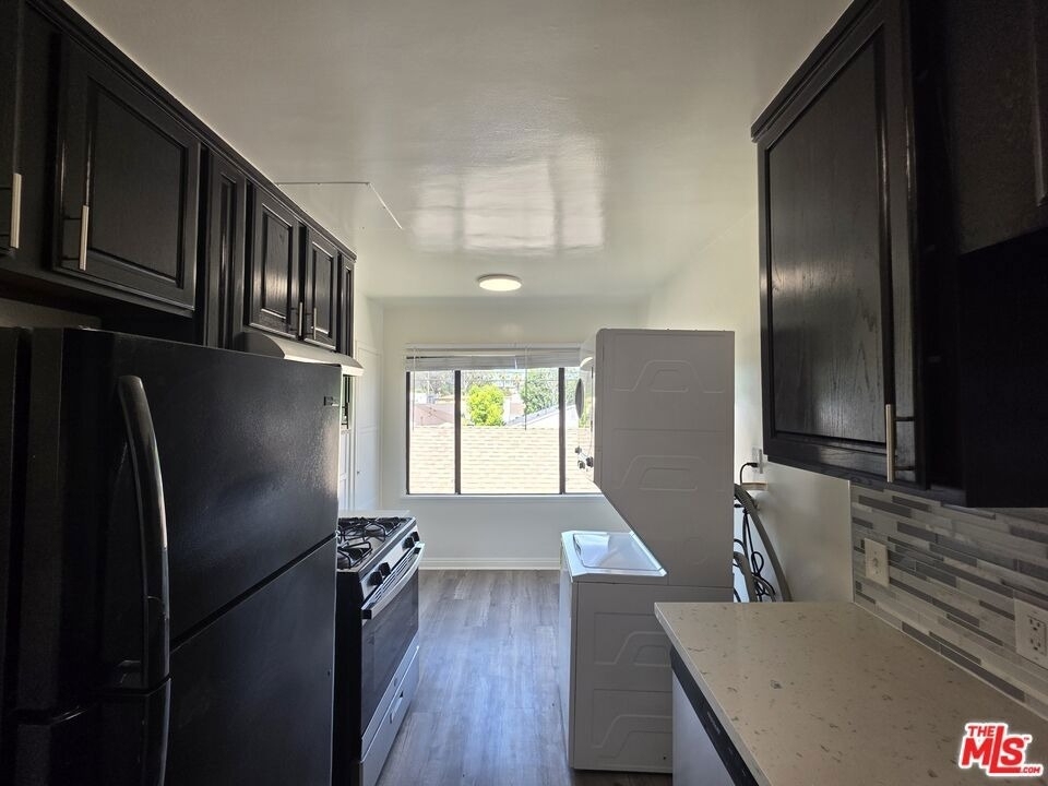 221 Argonne Avenue - Photo 9
