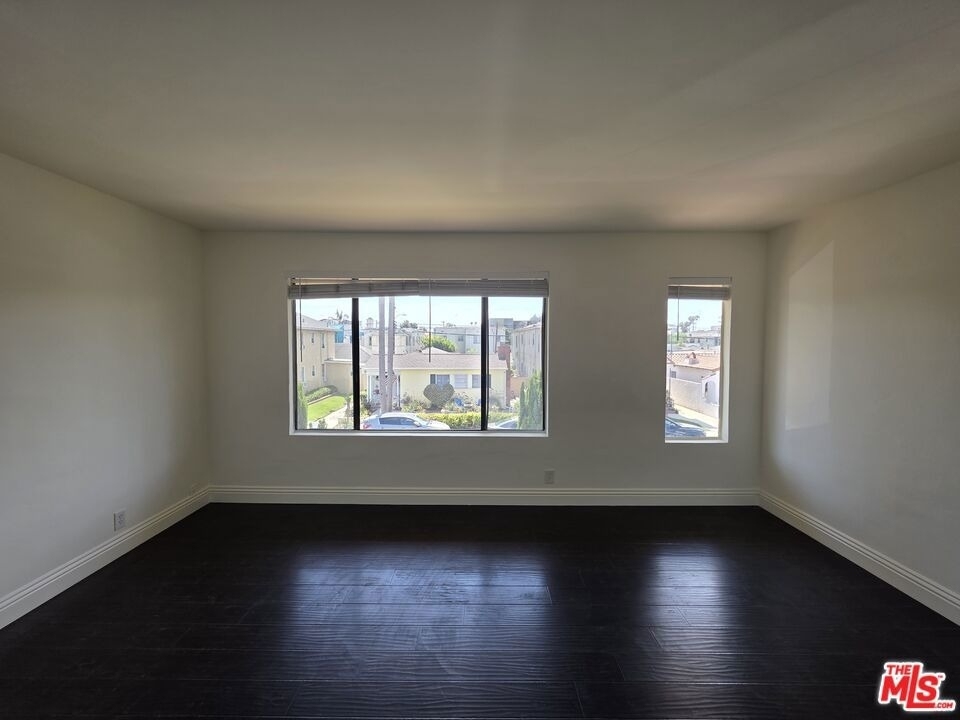 221 Argonne Avenue - Photo 6