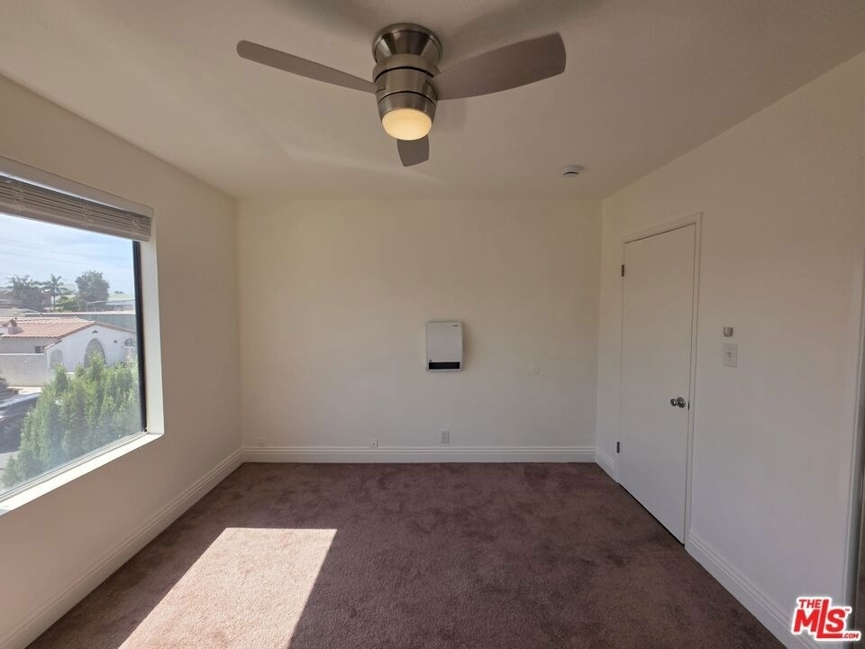 221 Argonne Avenue - Photo 21