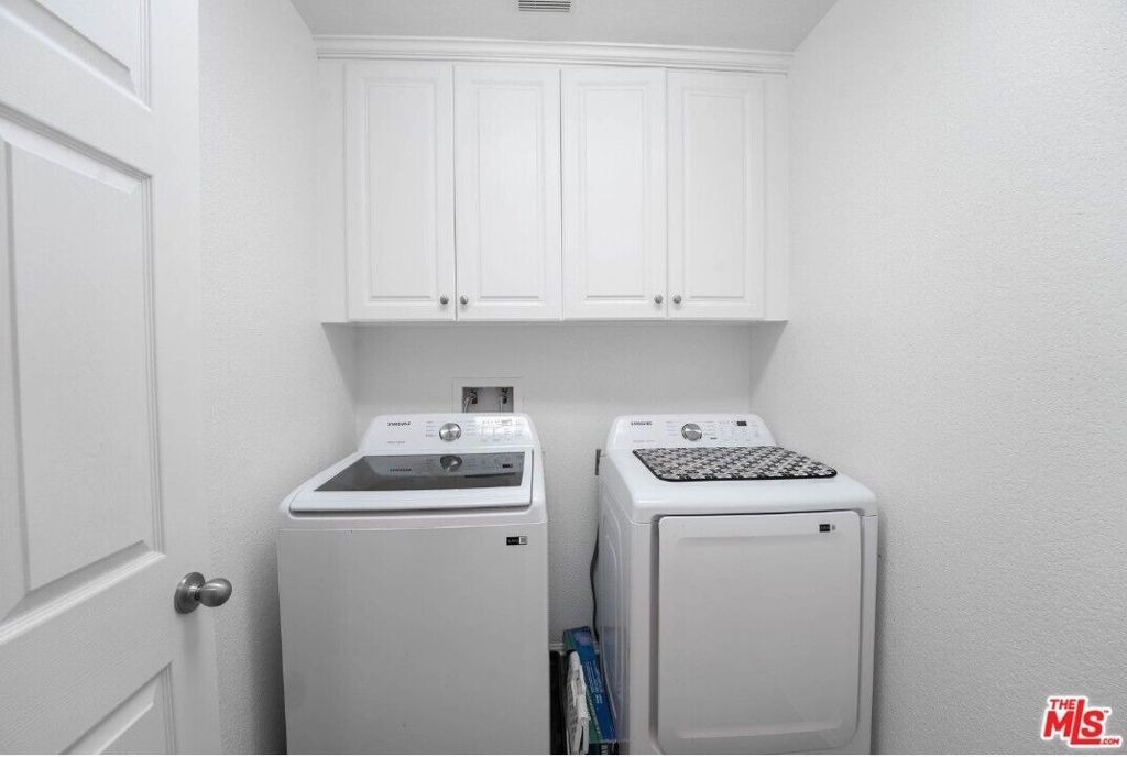 3056 Janine Avenue - Photo 35