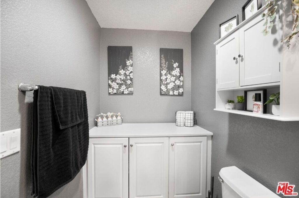 3056 Janine Avenue - Photo 21