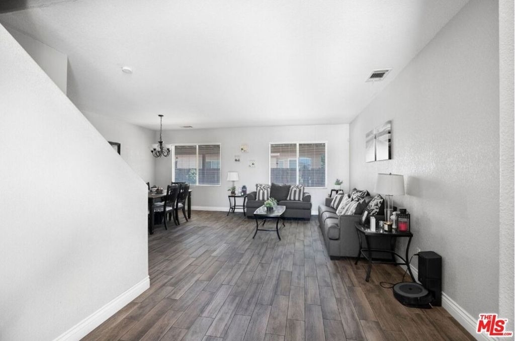 3056 Janine Avenue - Photo 7