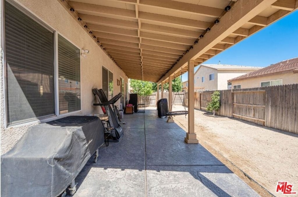 3056 Janine Avenue - Photo 37