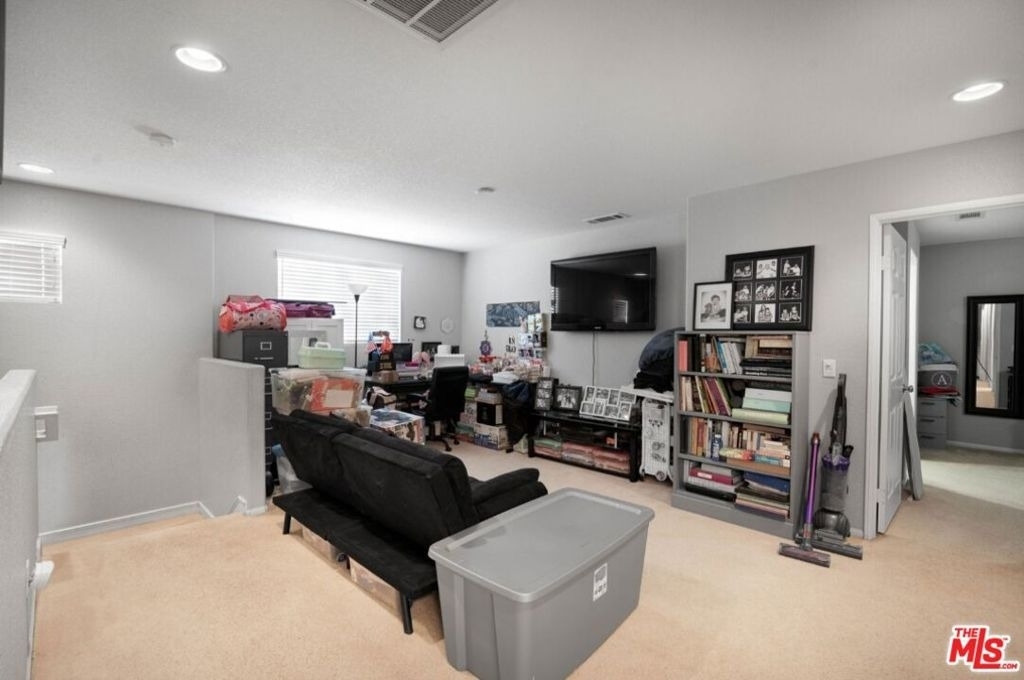 3056 Janine Avenue - Photo 22