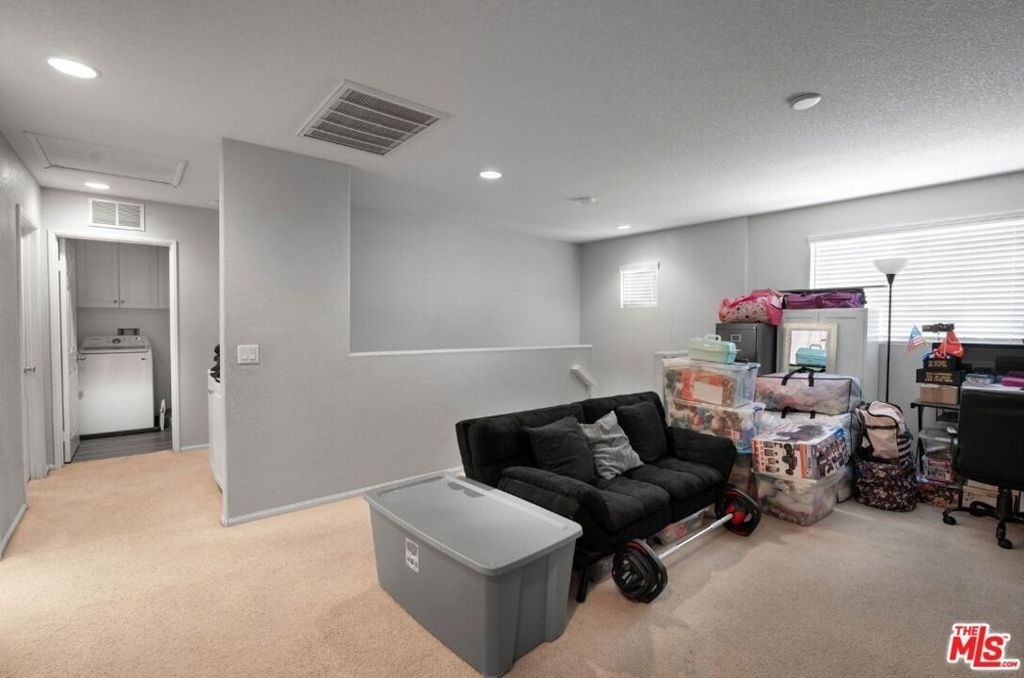 3056 Janine Avenue - Photo 23