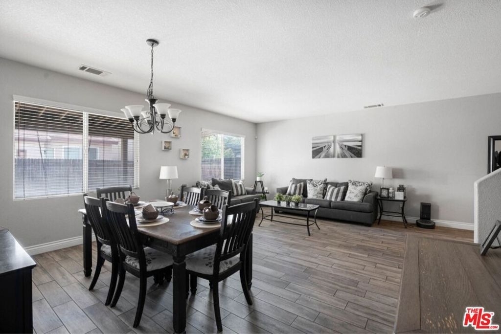 3056 Janine Avenue - Photo 11