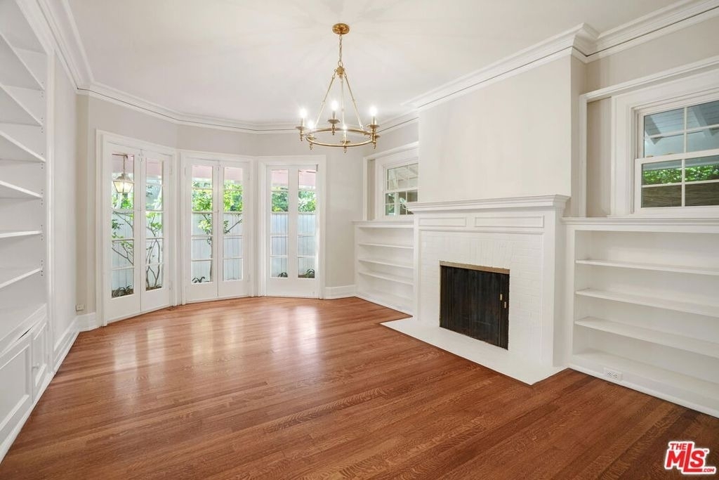 301 S Arden Boulevard - Photo 9