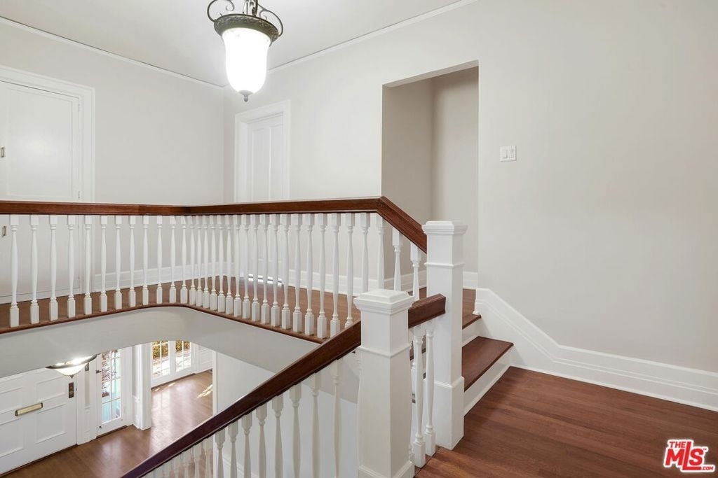301 S Arden Boulevard - Photo 13