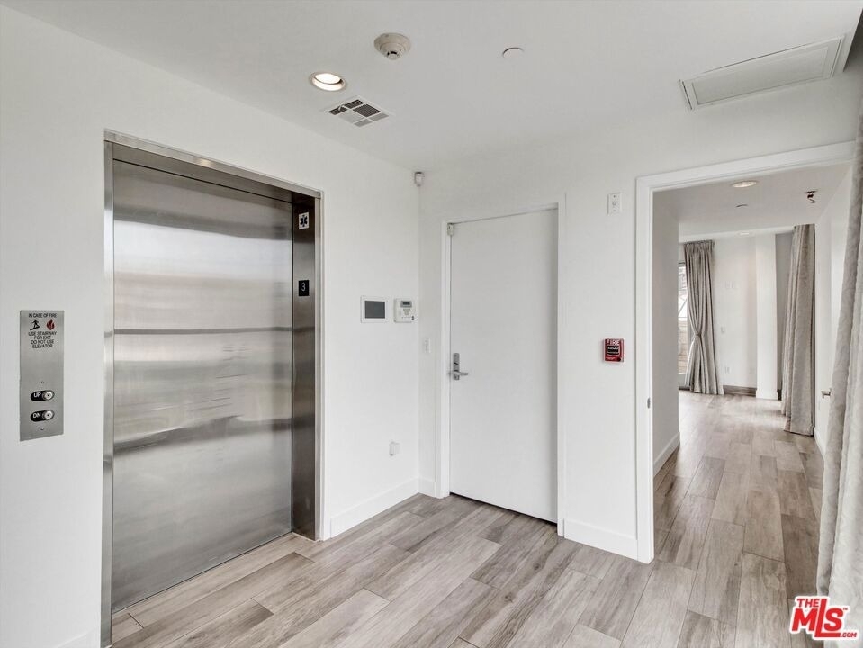 600 S La Brea Avenue - Photo 19