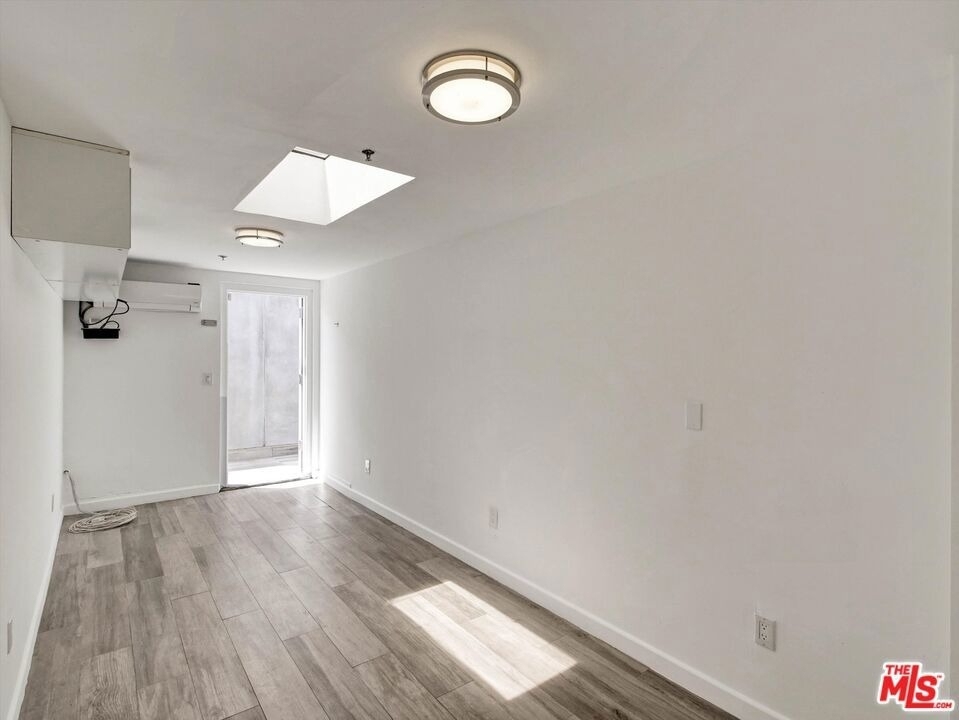 600 S La Brea Avenue - Photo 40