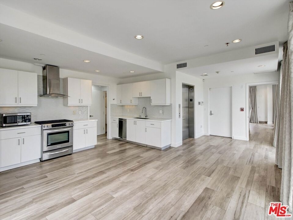 600 S La Brea Avenue - Photo 5