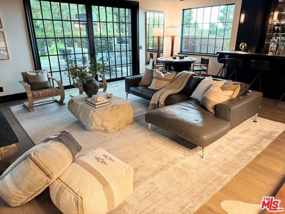 888 Toulon Drive - Photo 11
