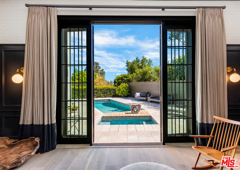 888 Toulon Drive - Photo 6