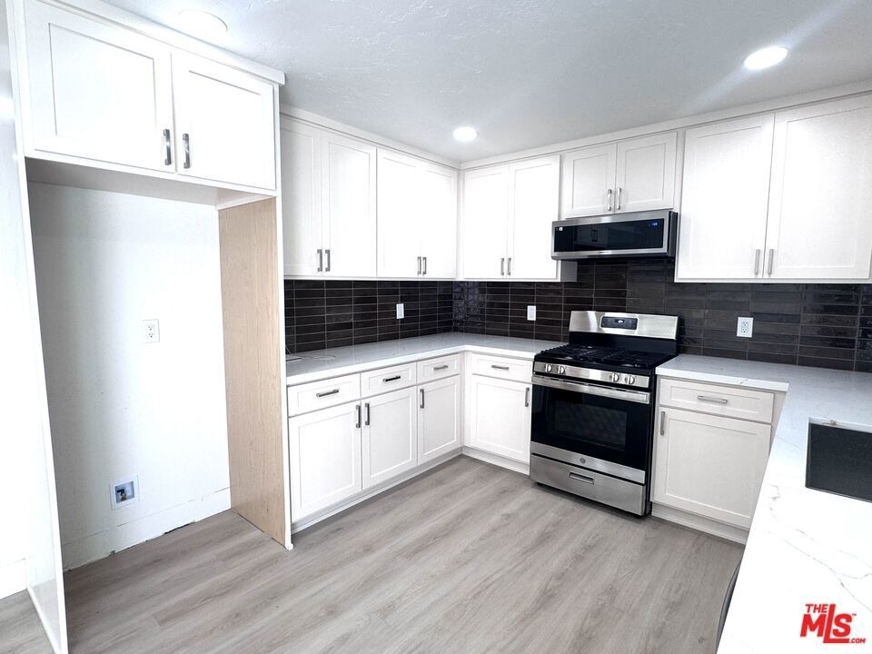 2863 Carmar Way - Photo 14