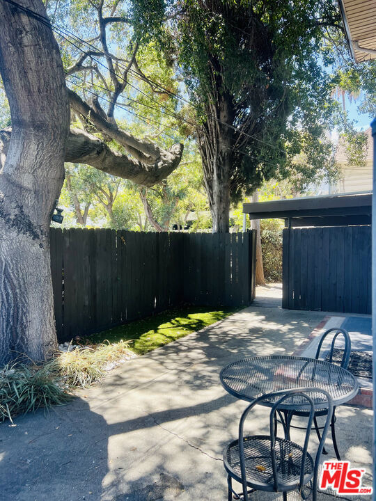 532 El Dorado Street - Photo 4