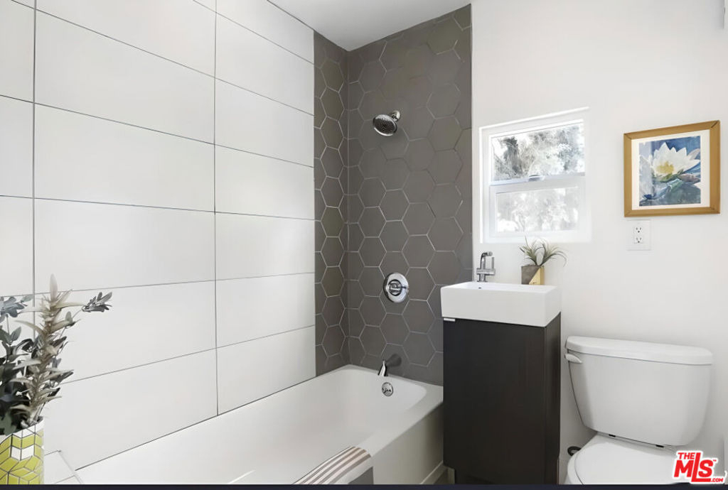 1912 N Alvarado Street - Photo 19