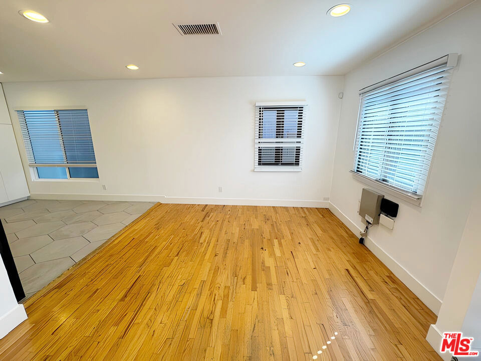 1912 N Alvarado Street - Photo 11