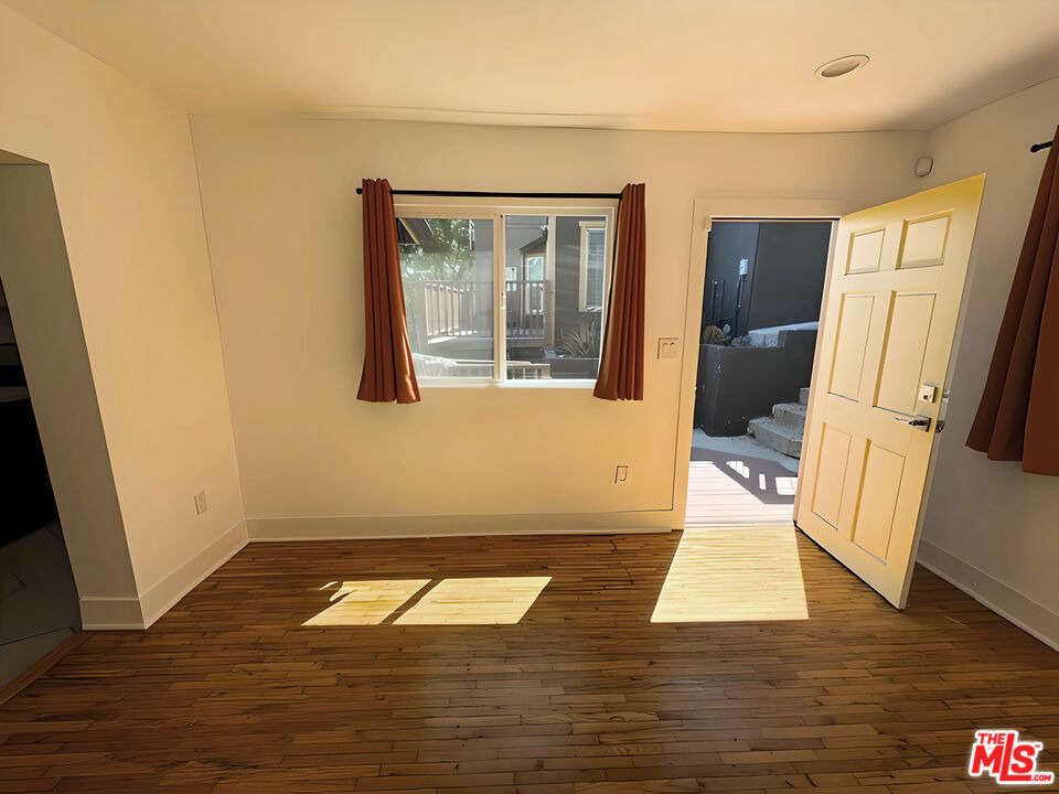 1912 N Alvarado Street - Photo 33