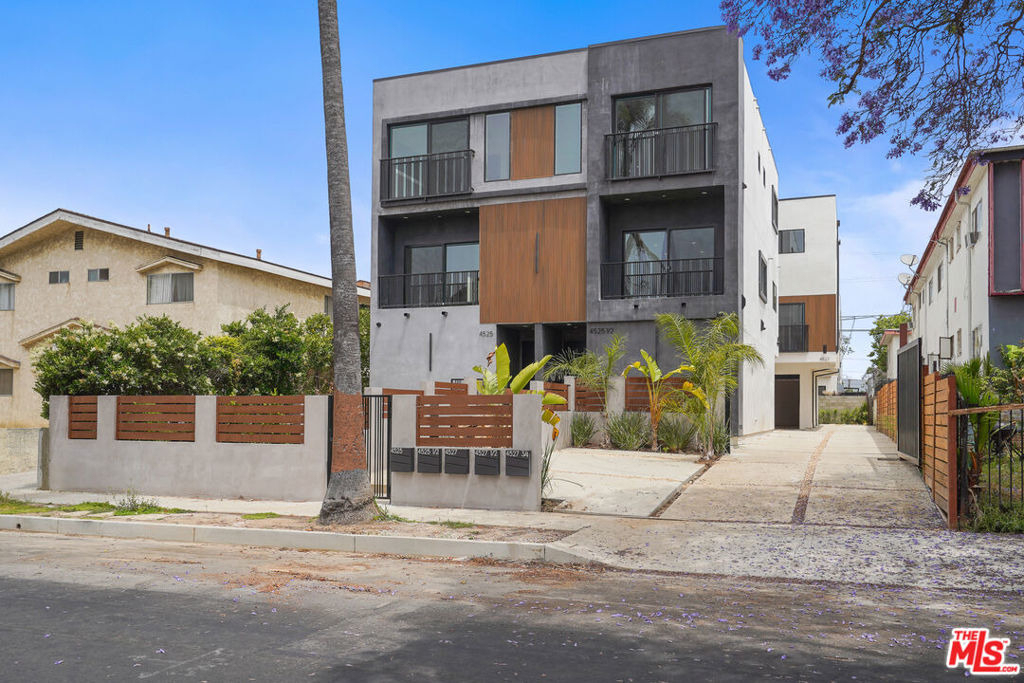 4527 W 17th Street - Photo 30