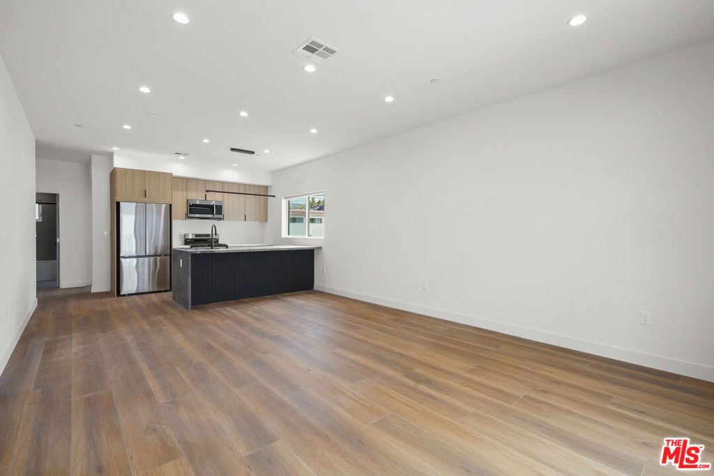 4527 W 17th Street - Photo 3