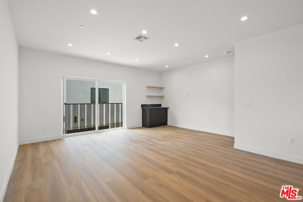 4527 W 17th Street - Photo 2