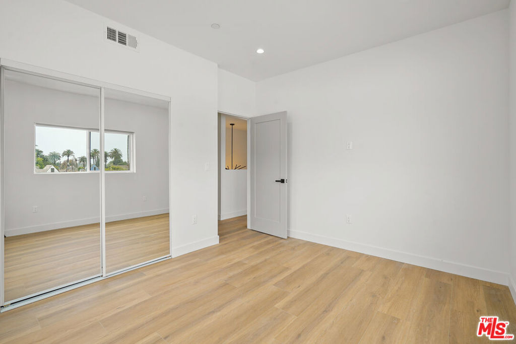 4527 W 17th Street - Photo 12