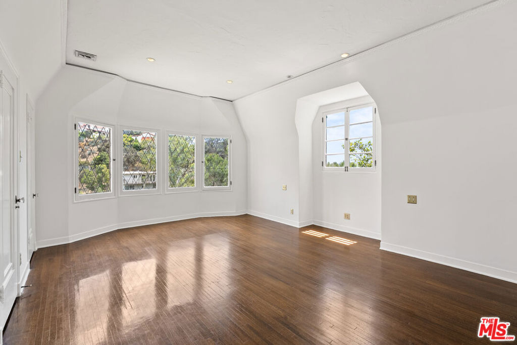 6311 Heather Drive - Photo 15