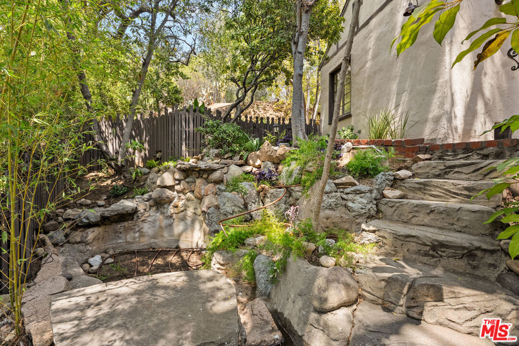 6311 Heather Drive - Photo 35