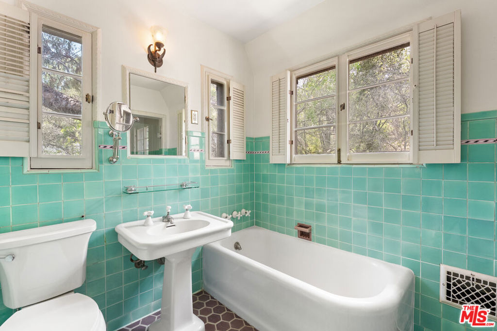 6311 Heather Drive - Photo 19