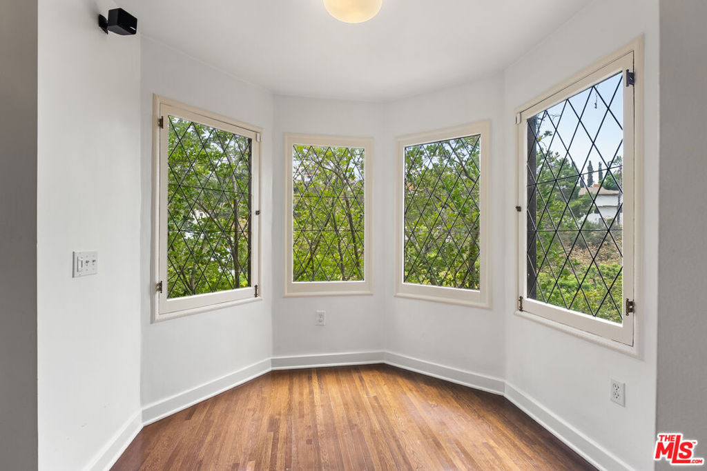 6311 Heather Drive - Photo 10
