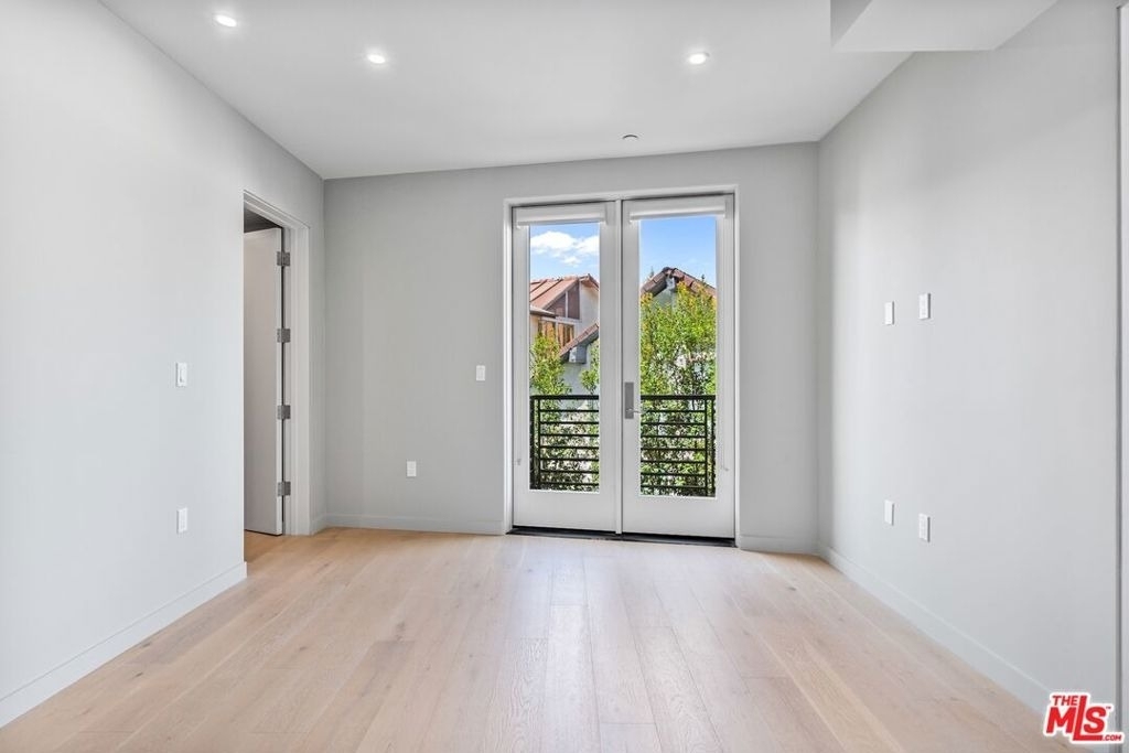 1621 Malcolm Avenue - Photo 32